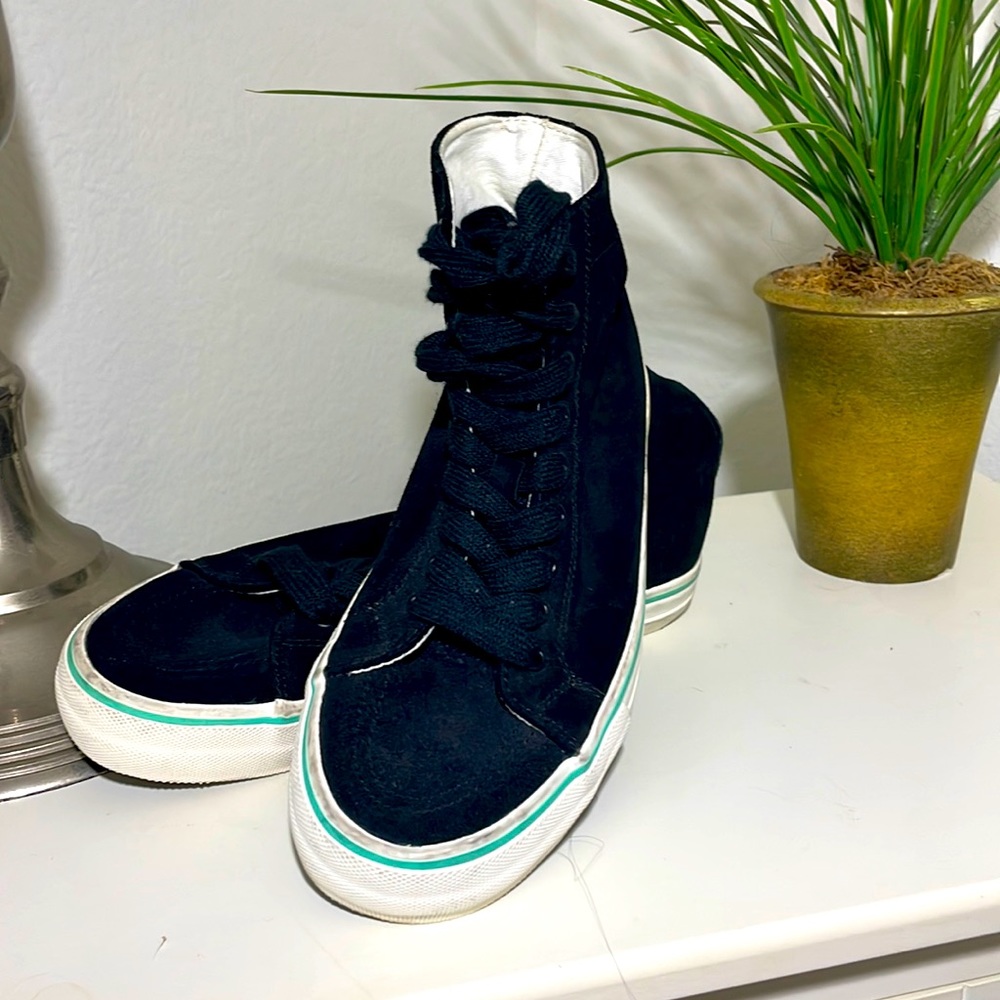 UNIF BLACK SNEAKERS us7